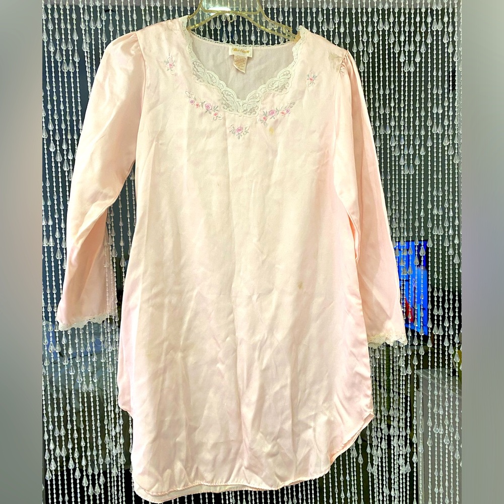 BARBIZON PINK LACE AND EMBROIDERY NIGHTGOWN